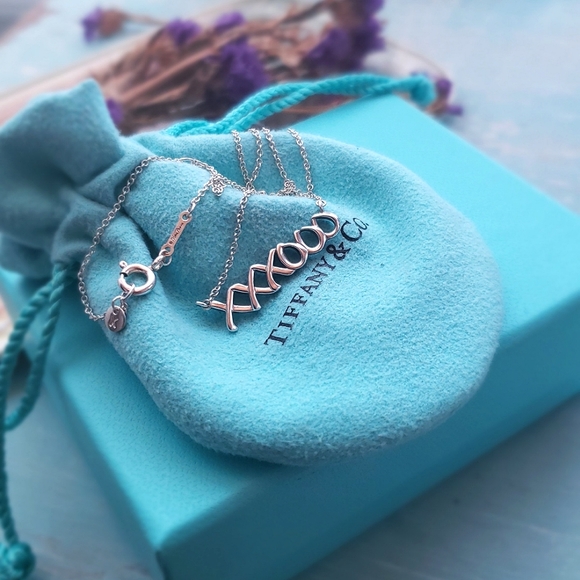 Xxxooo Graffiti Pendant Necklace 